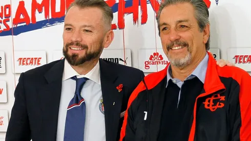 ¿Hasta cuándo tiene tiempo Chivas de reforzarse?