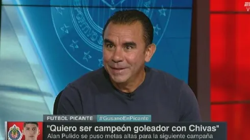El ex jugador del Rebaño Sagrado criticó al atacante Alan Pulido