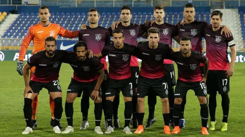 Antonio Briseño en el equipo titular del Feirense.
