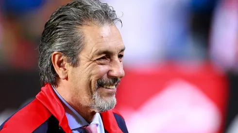 Tomás Boy como entrenador de Chivas.
