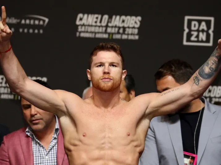 Canelo Álvarez busca unificar tres títulos ante Jacobs