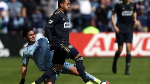 El padre de Marco Fabián aseguró que el jugador quiere volver a Chivas.