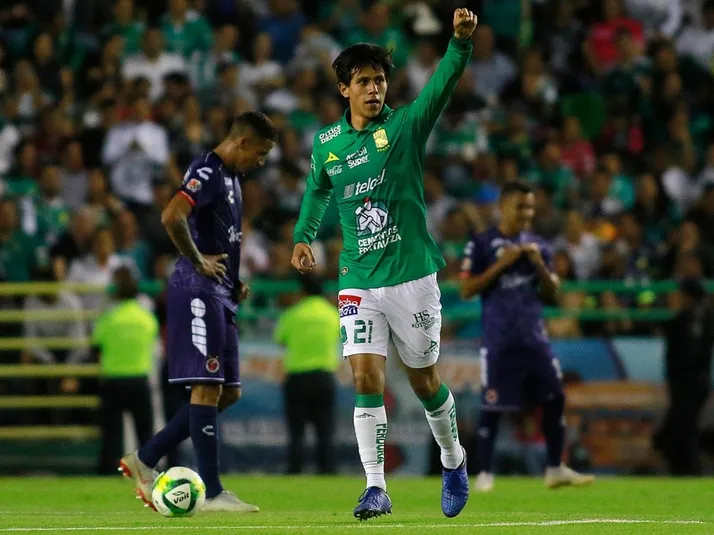 León no se apresura para comprar a Macías