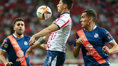 Pulido buscó muy pocos balones entre los centrales y estuvo mucho fuera del área