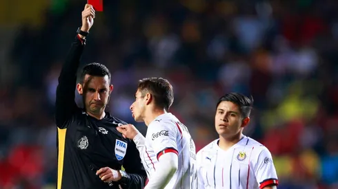 Brizuela se disculpó con la afición por su expulsión