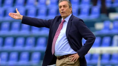 Esta noche hará su debut oficial al mando del Rebaño Sagrado