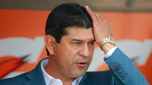 José Cardozo despedido de su cargo como entrenador.