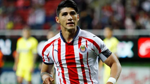 Alan Pulido podría ser titular ante Pumas el domingo