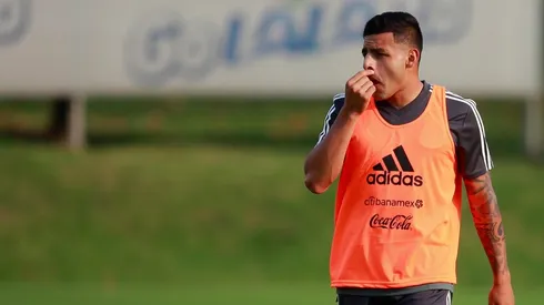 Alexis Vega hizo de boxeador.