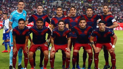 Formación de Chivas en su visita a Pachuca.