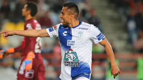 Edwin Hernández se reencontró con compañeros en el Pachuca vs Chivas