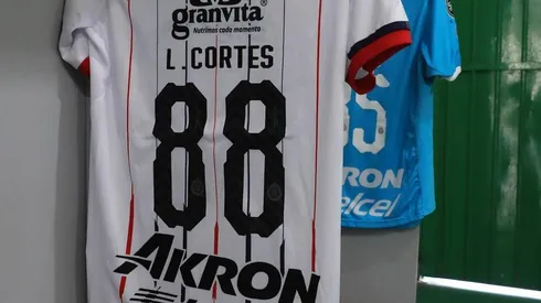 Leopoldo Cortés será uno de los dos debutantes que presentará Chivas esta noche