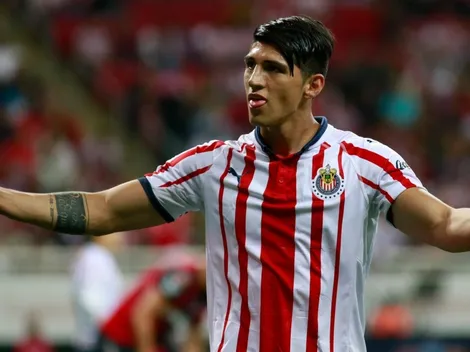 Alan Pulido tiene entre cejas el título de goleo