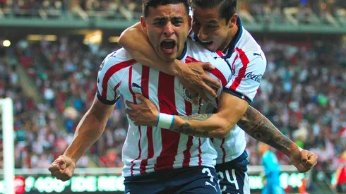 Los goles de Alexis Vega consolidaron la supremacía de Chivas en todo el Clásico