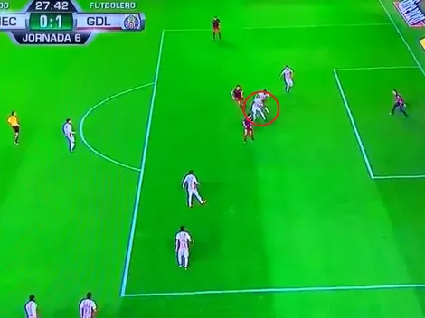 Un autogol de Ventura Alvarado le dio la ventaja a Chivas contra Necaxa