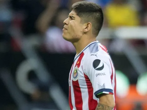 Chofis López tendrá un tiempo sin entrenar con Chivas