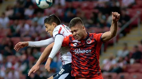 Ronaldo Cisneros no pudo convertir contra Veracruz.
