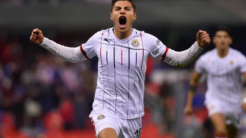 Cisneros consiguió el tanto de la paridad para Chivas en el Akron