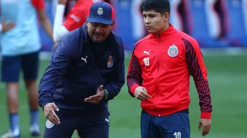 José Saturnino Cardozo acompañado de Javier López.