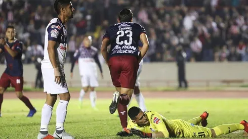 Jesús Godínez anotó el segundo del Rebaño Sagrado. (Foto: Chivas)
