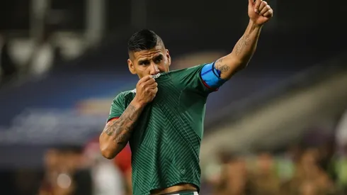 Salcido jugó su último partido con la playera de Chivas.