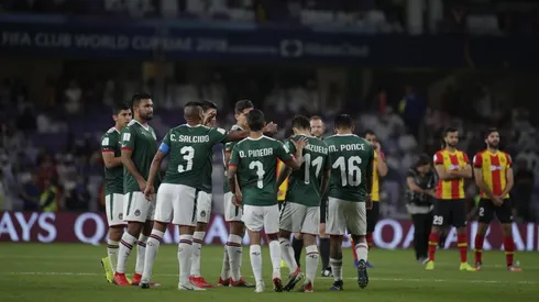 Chivas peridó por penales ante Espérance de Tunis.