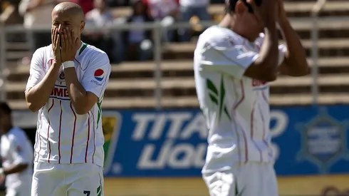 El Bofo Bautista con la playera de Chivas durante el Clausura 2011. (Foto: Jam Media)