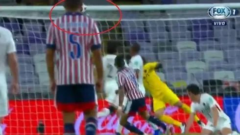 VÍDEO: El balón que estrelló Orbelín Pineda en el palo