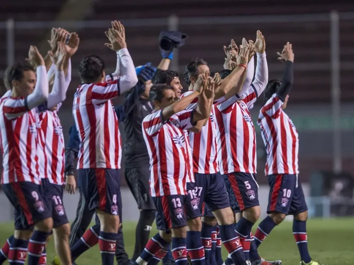 Leyendas de Guadalajara triunfaron sobre la Generación Dorada en amistoso