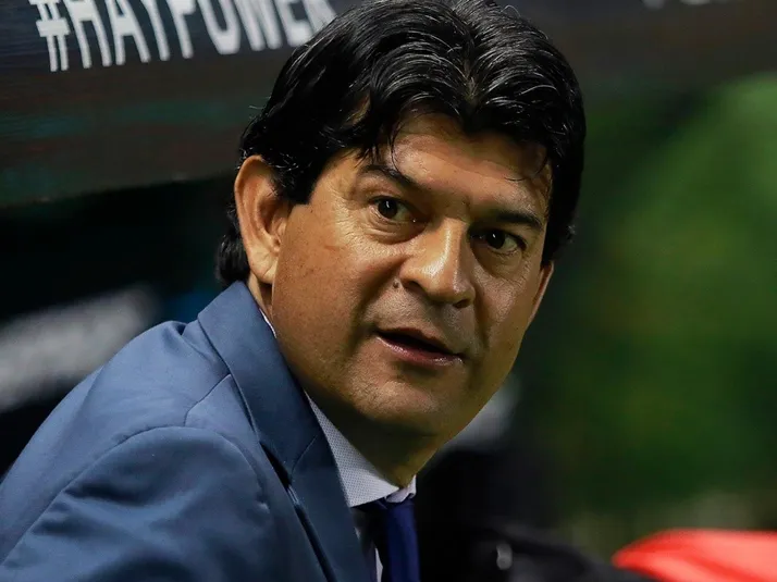 Cardozo aseguró que no saldrá de Chivas ningún jugador titular