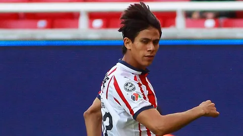 Macías es una de las grandes promesas de Chivas