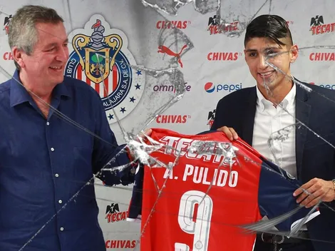 Nuevo round entre la dirigencia y Alan Pulido