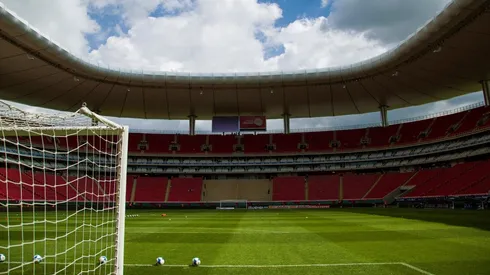 El Estadio Akron presumió su campo de juego.