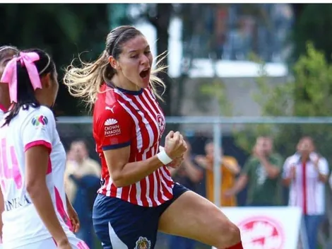 La hermosa Norma Palafox prueba suerte...en el arco