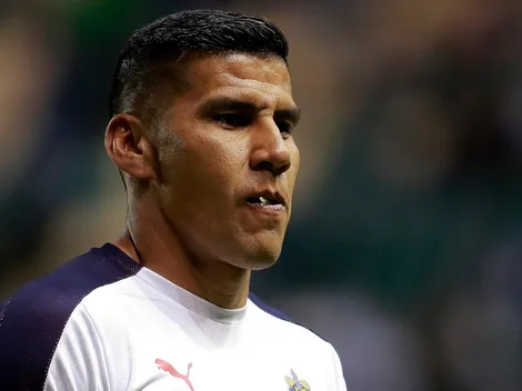 De regreso: Carlos Salcido juega de nuevo con Chivas