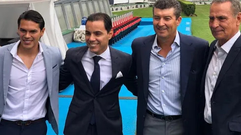 Omar Bravo hizo oficial su retiro del fútbol.