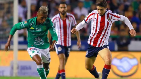 Isaac Brizuela se consolida como el referente ofensivo de Chivas. (Foto: Jam Media)