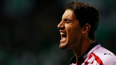 Josecarlos Van Rankin se lamenta en el partido ante León. (Foto: Jam Media)