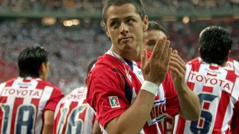Javier Hernández marcó en ese encuentro de Chivas (Foto: Getty Images)