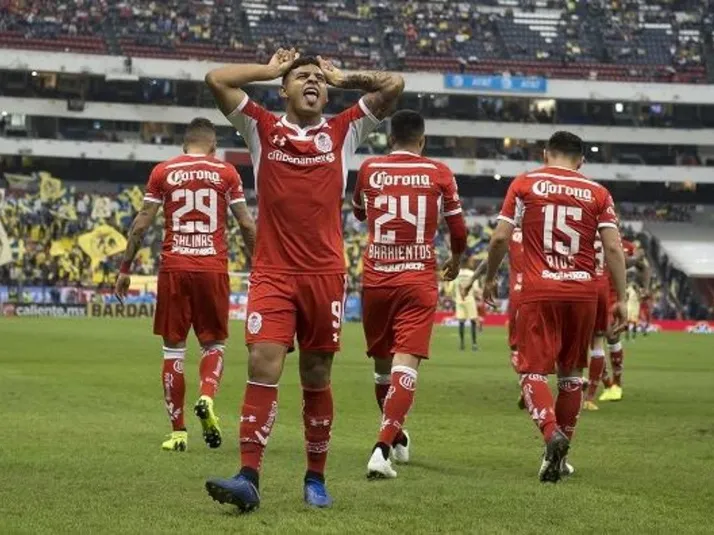 El peculiar consejo del DT de Toluca a Alexis Vega por opción en Chivas
