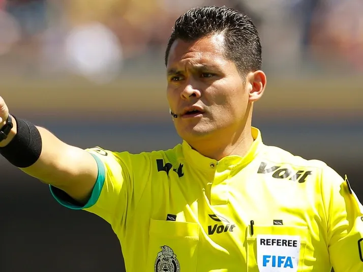 Pérez Durán pitará el duelo entre Lobos y Chivas