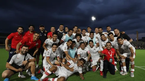 Chivas superó a Tigres por penales en Texas para alegría de Amaury.