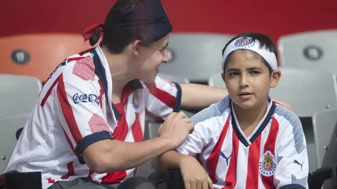 _PART_LIGA_MX_AME_GUAD_ – Foto de accion del partido America vs Guadalajara correspondiente a la jornada 11 del torneo Apertura 2018 de la Liga BBVA Bancomer realizado en el estadio Azteca.Action photo of the America vs Guadalajara game corresponding to day 11 of the 2018 Apertura tournament of the BBVA Bancomer League held at the Azteca stadium.EN LA FOTO: