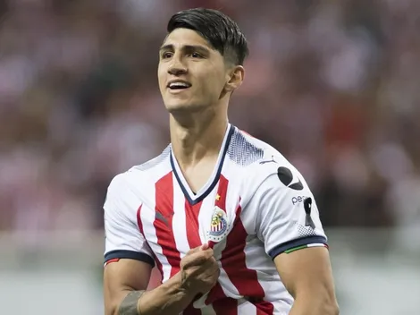 Chivas y Querétaron empataron en medio de polémica