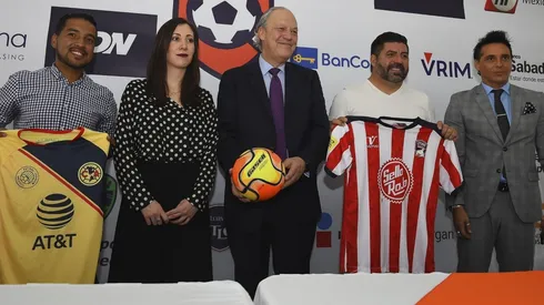 Chivas y América se medirán el un nuevo clásico en octubre.