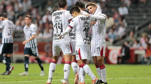 La afición recibió bien al equipo en Guadalajara.