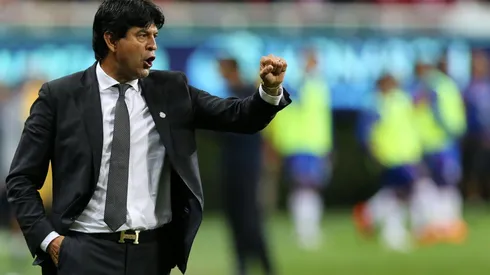 José Saturnino Cardozo tuvo una complicada semana para armar su alineación