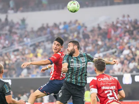 El jugador de Chivas que repetiría como titular vs. Los Ángeles Galaxy