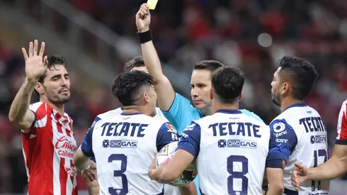 Artega y el Pollo discutieron en X.