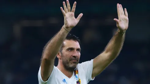 Buffon en un juego de beneficencia en Monterrey.